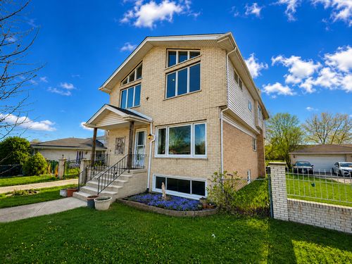 7332 Beloit Ave, Bridgeview, IL, 60455-1132 | Card Image