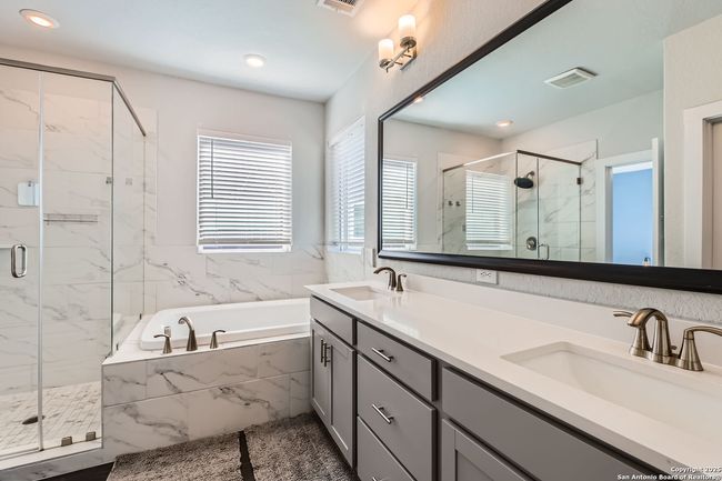 UNIT-40 - 5843 Whitby Rd, House other with 3 bedrooms, 4 bathrooms and null parking in San Antonio TX | Image 18