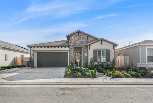 1617 N Megan Ave, Clovis, CA, 93619-7717 | Card Image