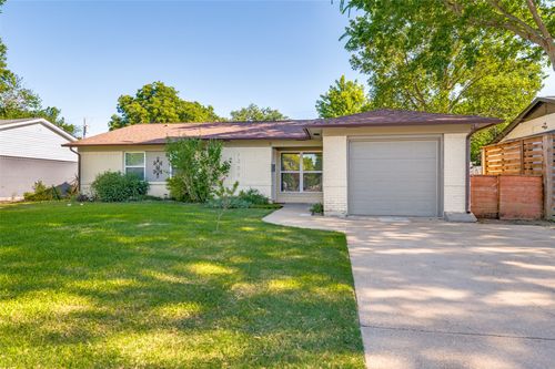 1209 Ridgeway Dr, Richardson, TX, 75080-6714 | Card Image