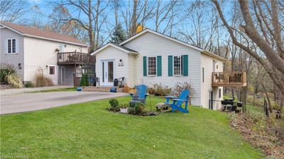 40 Silver Lake Dr, House other with 3 bedrooms, 1 bathrooms and 4 parking in Port Dover ON | Image 2