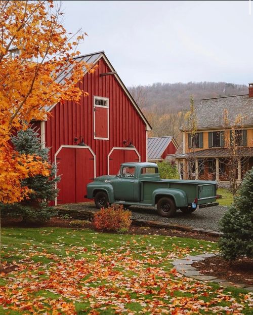 5685 Barnard Rd, Barnard, VT, 05031 | Card Image
