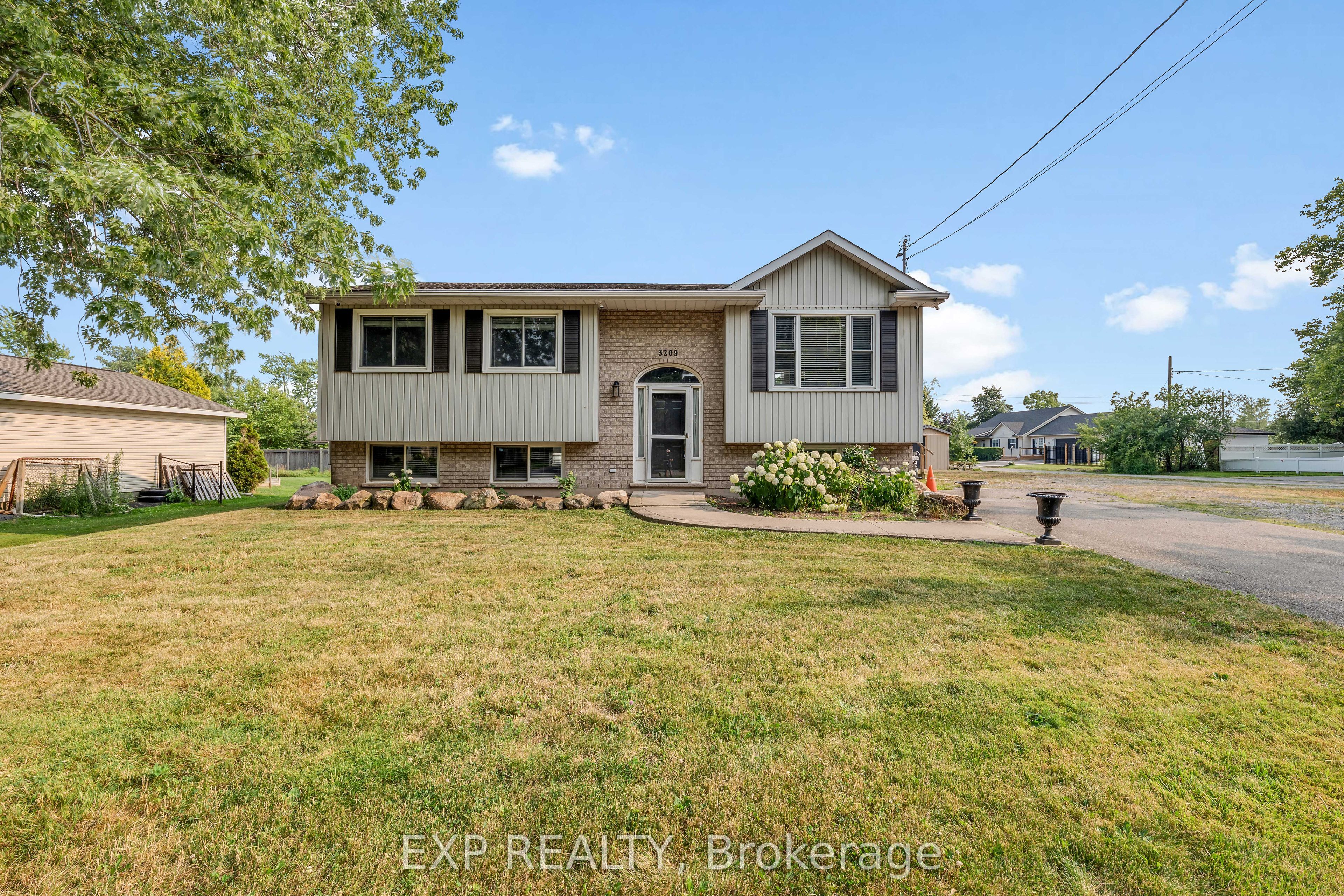 Residential in Fort Erie 2