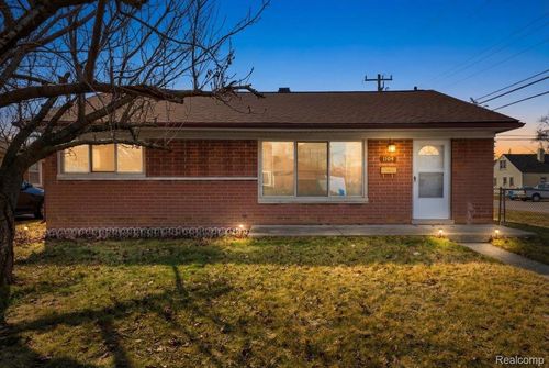 1104 E Barrett Ave, Madison Heights, MI, 48071-4102 | Card Image