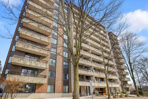 501-333 Chapel St, Ottawa, ON, K1N8Y8 | Card Image