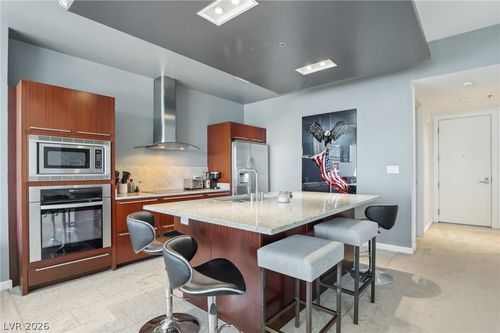 2605-4471 Dean Martin Dr, Las Vegas, NV, 89103-4244 | Card Image