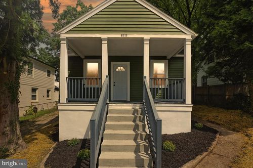 6213 60th Pl, RIVERDALE, MD, 20737-2127 | Card Image