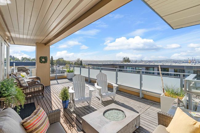 513 - 221 E 3rd Street, Condo with 2 bedrooms, 2 bathrooms and 2 parking in North Vancouver BC | Image 24