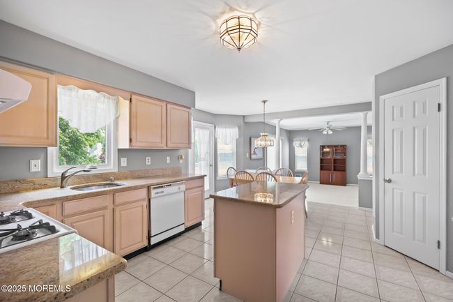 57 High Pointe Way, House other with 4 bedrooms, 3 bathrooms and null parking in Matawan NJ | Image 15