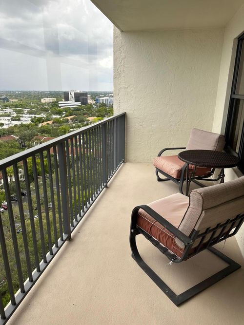 2004-3200 N Port Royale Dr Drive N, Fort Lauderdale, FL, 33308 | Card Image