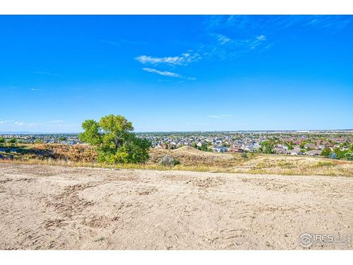 2177 Picture Pointe Dr, Windsor, CO, 80550-4900 | Card Image