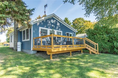 34653 Ross Ln, Cape Vincent, NY, 13618-2128 | Card Image