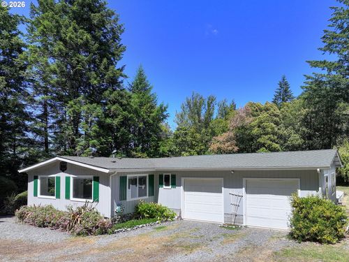 97241 Homestead Way, Gold Beach, OR, 97444-9563 | Card Image
