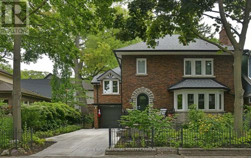 568 Windermere Ave, Toronto, ON, M6S3L8 | Card Image