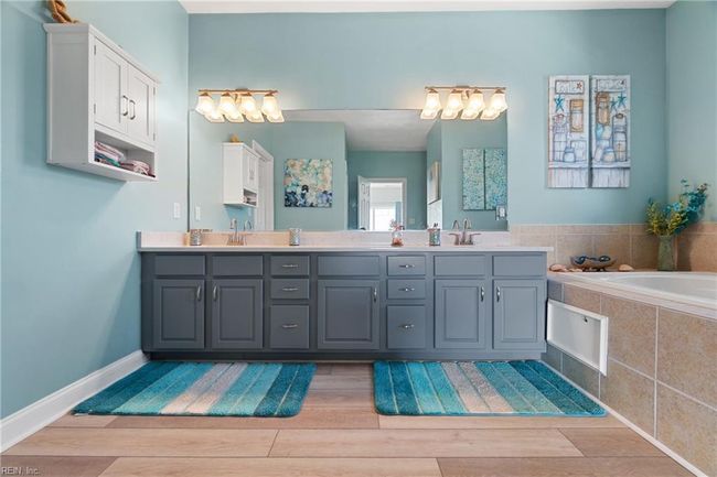 9509 14 Th Bay St, House attached with 4 bedrooms, 3 bathrooms and null parking in Norfolk VA | Image 31