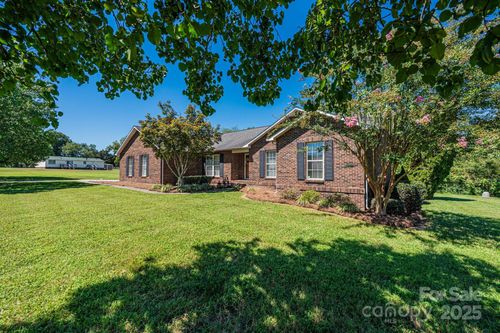 227 Robert Keever Rd, Stanley, NC, 28164-9799 | Card Image