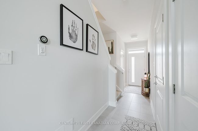 9 - 601 Lions Park Dr, Condo with 3 bedrooms, 4 bathrooms and 1 parking in Mount Brydges ON | Image 9