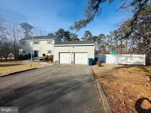 15 Cherrywood Drive, TUCKERTON, NJ, 08087 | Card Image