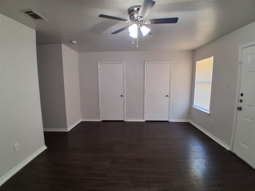 13651-13651 Biggs St, Dallas, TX, 75253-5012 | Card Image