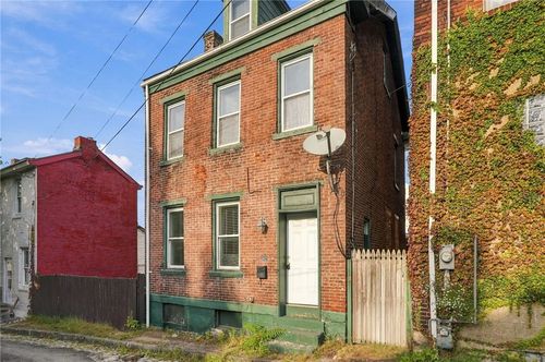 242 Urbana Way, Lawrenceville, PA, 15201 | Card Image