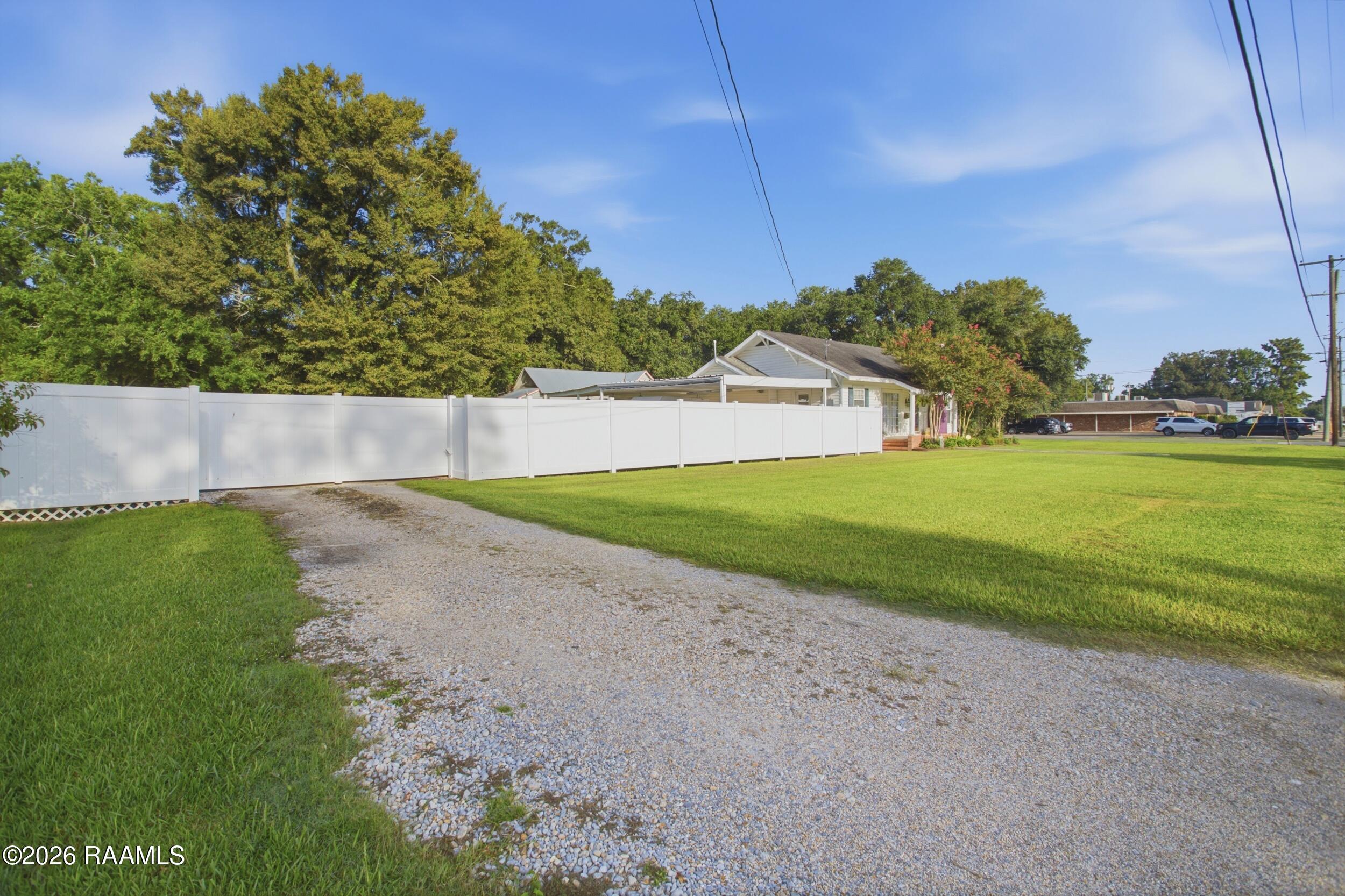 Residential in Crowley 4
