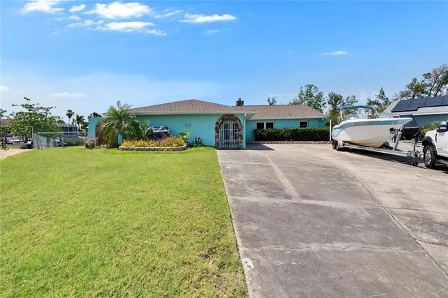6530 Manila Palm Way, House other with 4 bedrooms, 2 bathrooms and null parking in APOLLO BEACH FL | Image 7