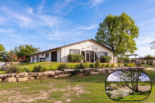 121 Simpson Rd, Comfort, TX, 78013-3208 | Card Image