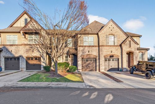 121 Ambassador Pvt Cir, Hendersonville, TN, 37075-2491 | Card Image