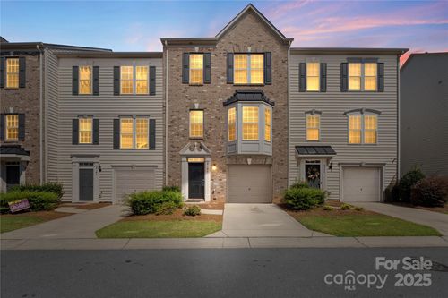 2147 Belle Vernon Ave, Charlotte, NC, 28210-4462 | Card Image