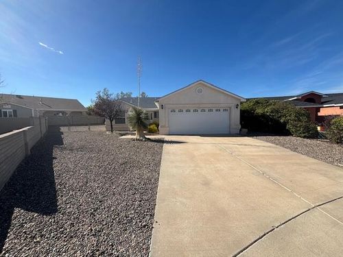 1391 Vista Escondida Ct Sw, Los Lunas, NM, 87031-7970 | Card Image