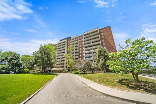 206-9 Four Winds Dr, North York, ON, M3J2S8 | Card Image