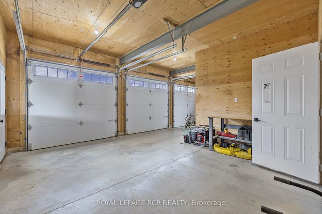 958375 7 Th Line E, House other with 4 bedrooms, 2 bathrooms and 8 parking in Mulmur ON | Image 40