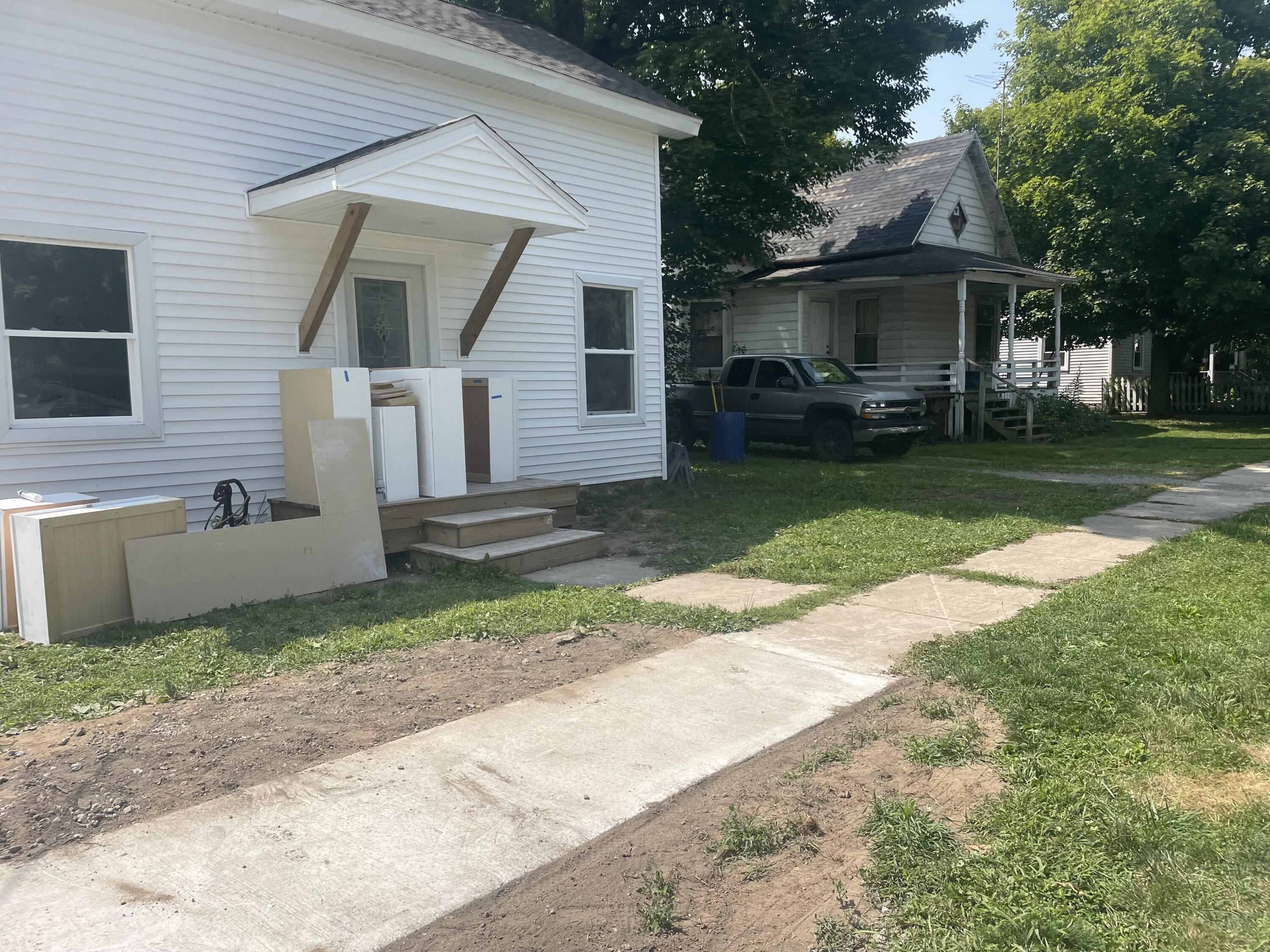Sherman , Nashville, MI 49073