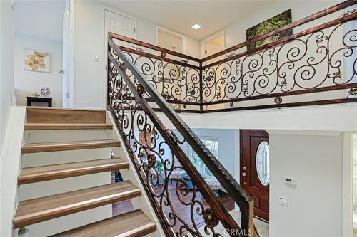 8563 Amazon River Cir, Fountain Valley, CA, 92708-5510 | Card Image