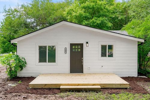 108 S 1st St, Mound City, KS, 66056-5229 | Card Image