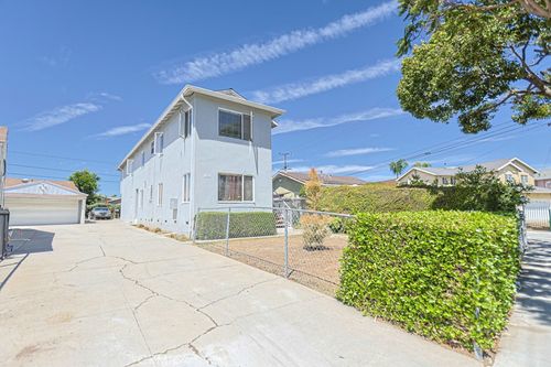 1139 E 67th St, Inglewood, CA, 90302-6610 | Card Image