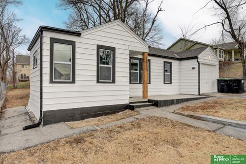 3322 Corby St, Omaha, NE, 68111-3604 | Card Image