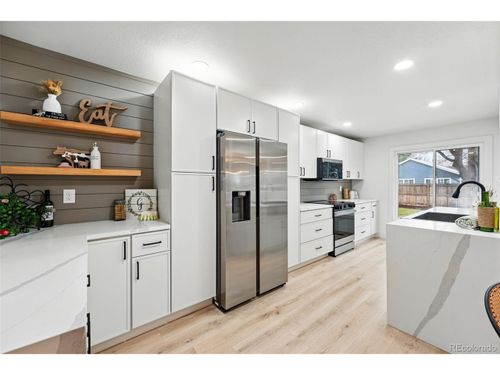 3067 Robin Way, Denver, CO, 80222-7030 | Card Image