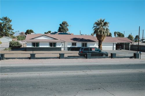 2580 E Hacienda Ave, Las Vegas, NV, 89120-1813 | Card Image