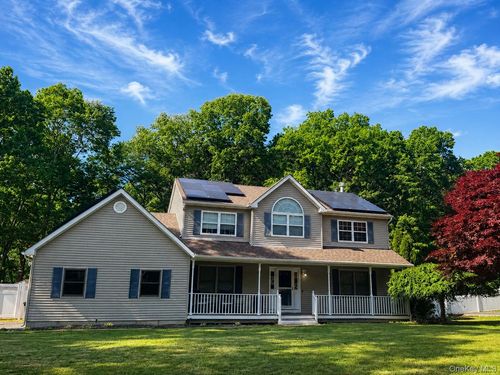 27 4th Ave, Rocky Point, NY, 11778-9426 | Card Image