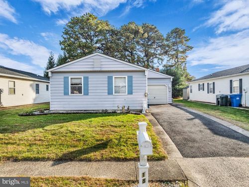18 Inverell Drive, Toms River, NJ, 08757 | Card Image