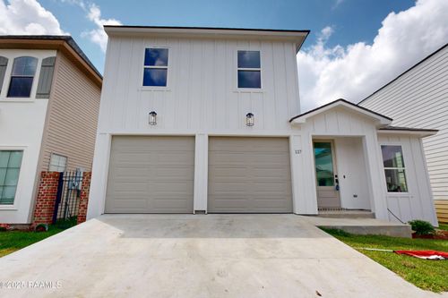 117 Chimney Rock Blvd, Lafayette, LA, 70508-8064 | Card Image