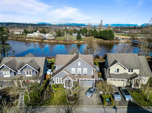 14279 37 Ave, Surrey, BC, V4P0C2 | Card Image