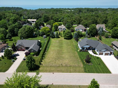 19 Carriage Lane, Bayfield, ON, N0M1G0 | Card Image