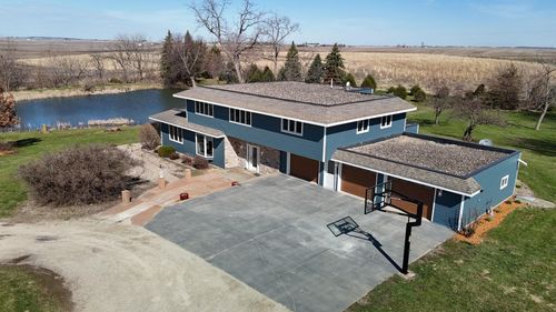 20509 290th Street, Parkersburg, IA, 50665 | Card Image