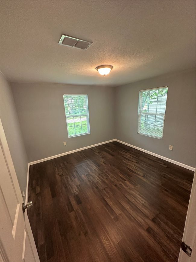 104 E North Main St, House other with 3 bedrooms, 2 bathrooms and null parking in Blooming Grove TX | Image 10