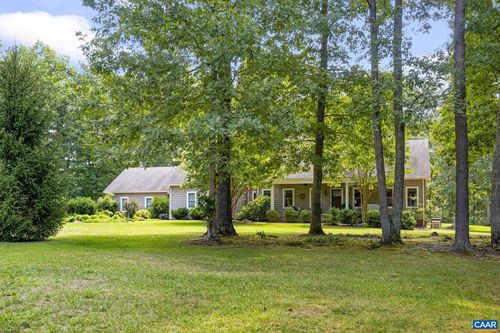 240 Meghans Ln, ZION CROSSROADS, VA, 22942-6868 | Card Image