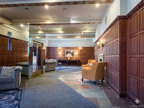 apt-5l-4 Maple Dr, Great Neck, NY, 11021-2011 | Card Image