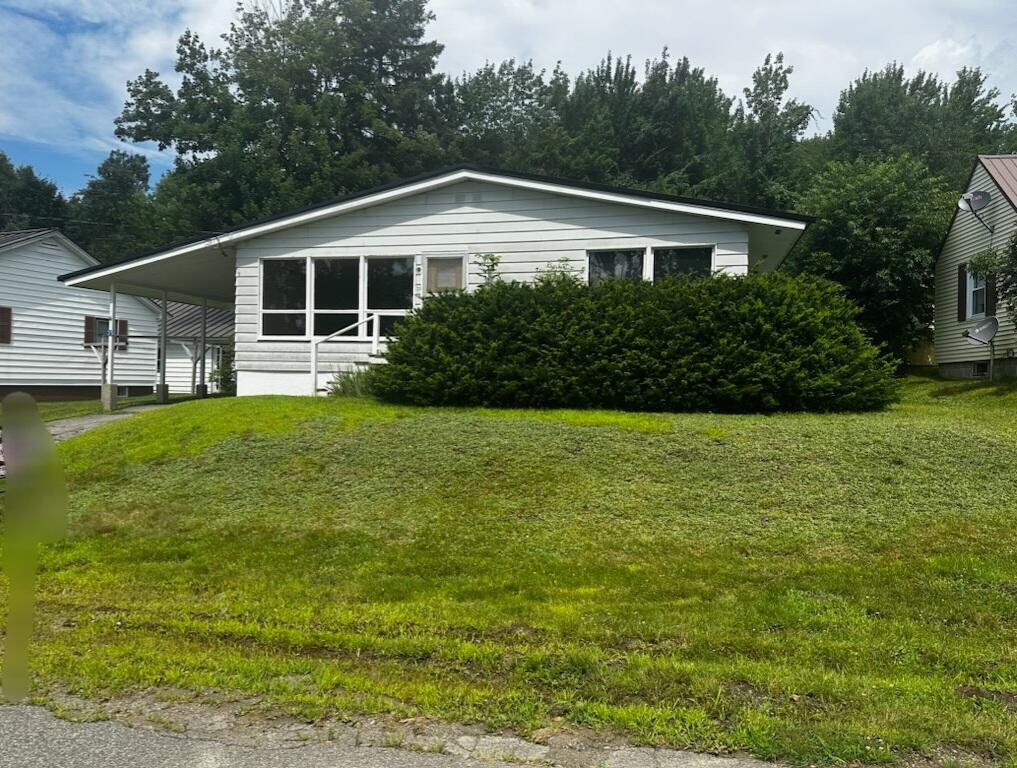 Winter St, Millinocket, ME 04462