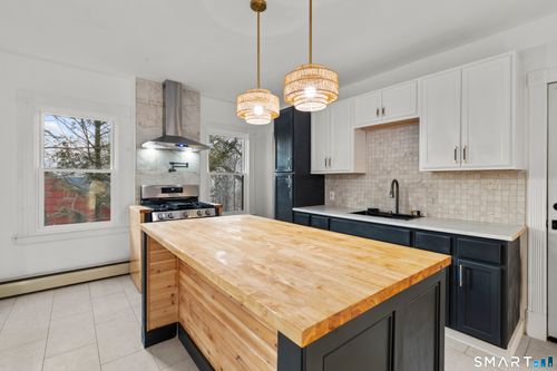 2-21 N Beacon St, Waterbury, CT, 06704-2917 | Card Image